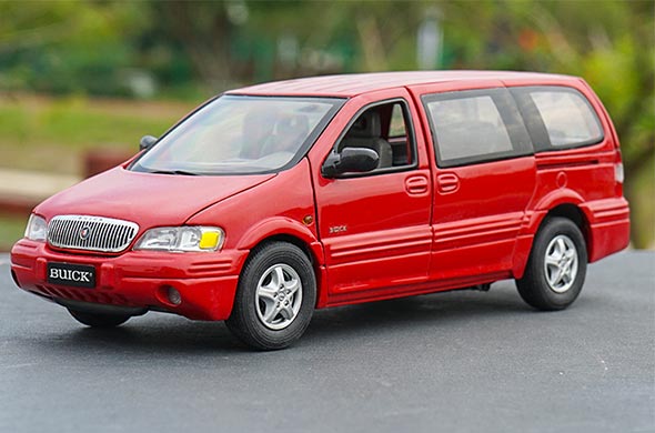 1:24 Scale Diecast Buick GL8 MPV Collectible Model Red