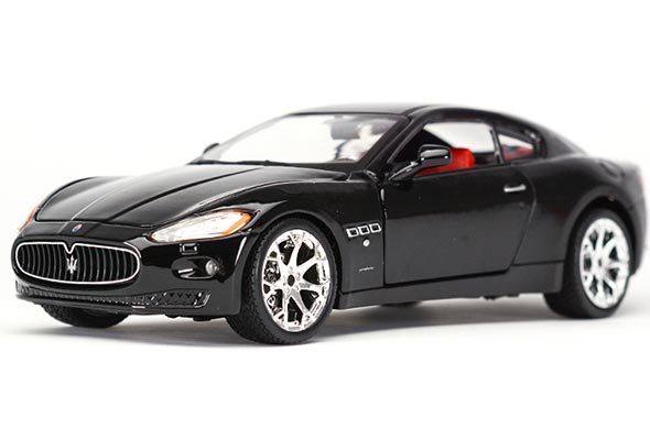 1:24 Diecast Maserati GranTurismo Collectible Model By Bburago