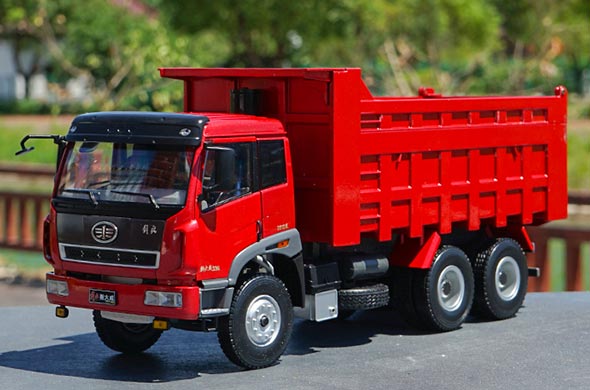 1:24 Diecast 2010 Faw Jiefang Dump Truck Collectible Model Red