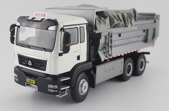 1:24 Diecast Sinotruk Sitrak C6G Dump Truck Collectible Model