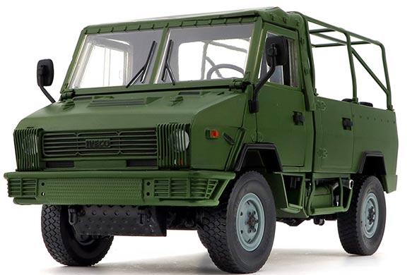 1:24 Scale Diecast Iveco NJ2046 Army Truck Model Army Green