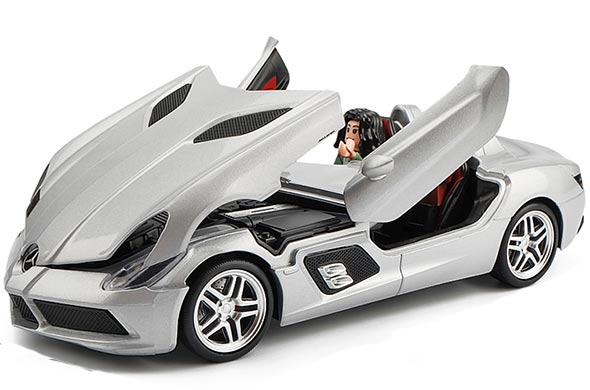 1:24 Diecast Mercedes Benz SLR Stirling Moss Collectible Model