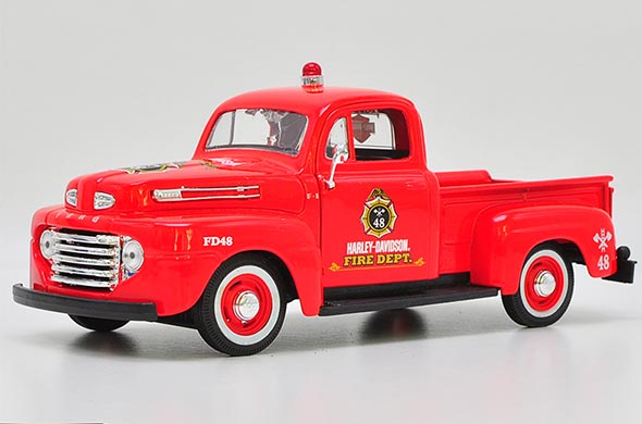 1:24 Scale Diecast 1948 Ford F1 Pickup Truck Model By Maisto