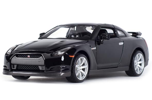 1:24 Scale Diecast 2009 Nissan GT-R Collectible Model By Maisto