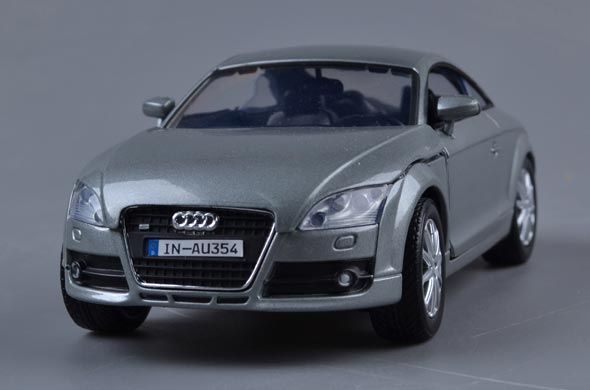 1:24 Diecast 2008 Audi TT Coupe Collectible Model By Motormax