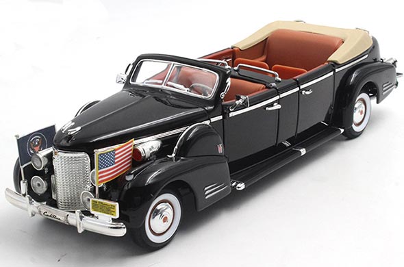 1:24 Diecast 1938 Cadillac V-16 Presidential Limousine Model